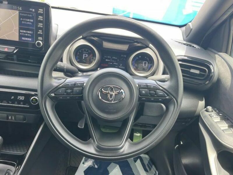 YARIS-12
