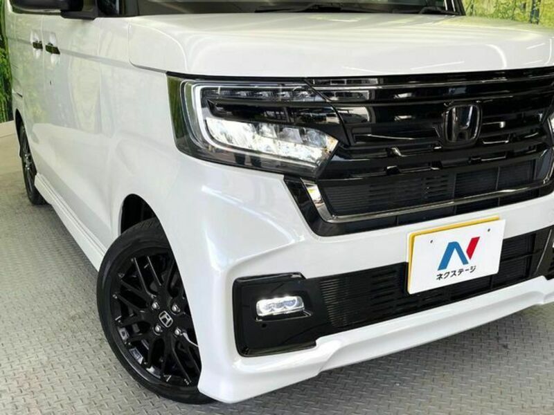 N BOX CUSTOM
