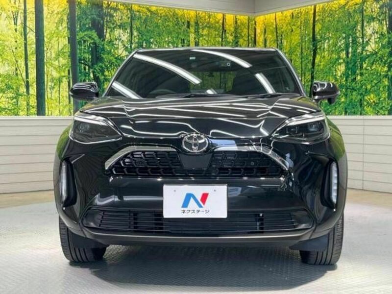 YARIS CROSS-14