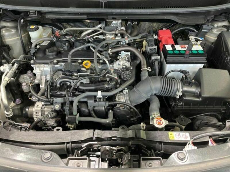 YARIS CROSS-17