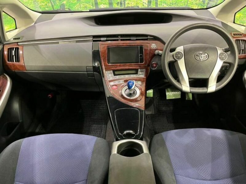 PRIUS-1