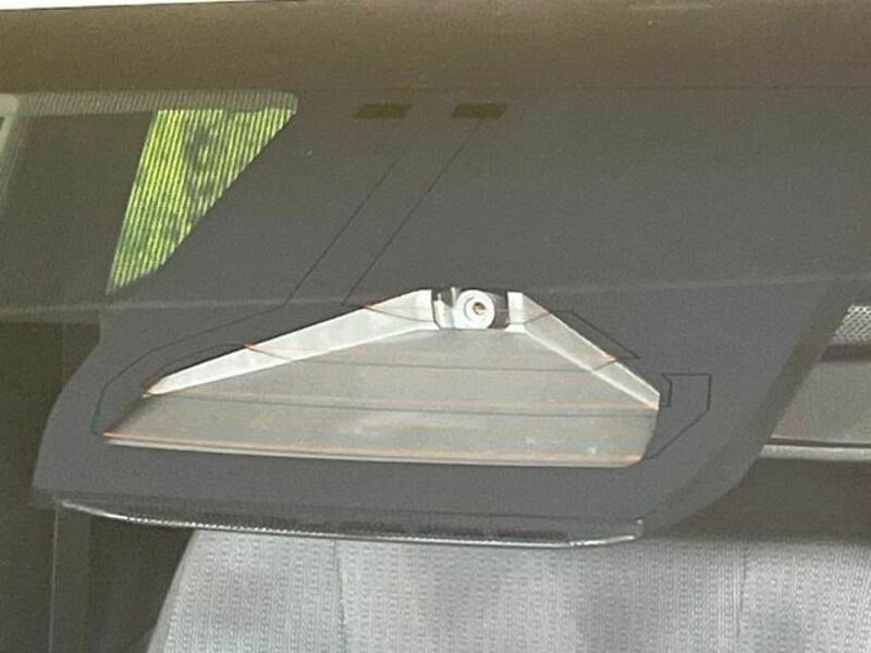 PRIUS-4