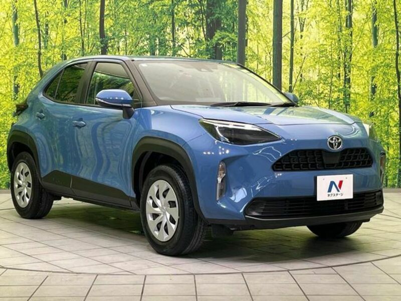 YARIS CROSS-16
