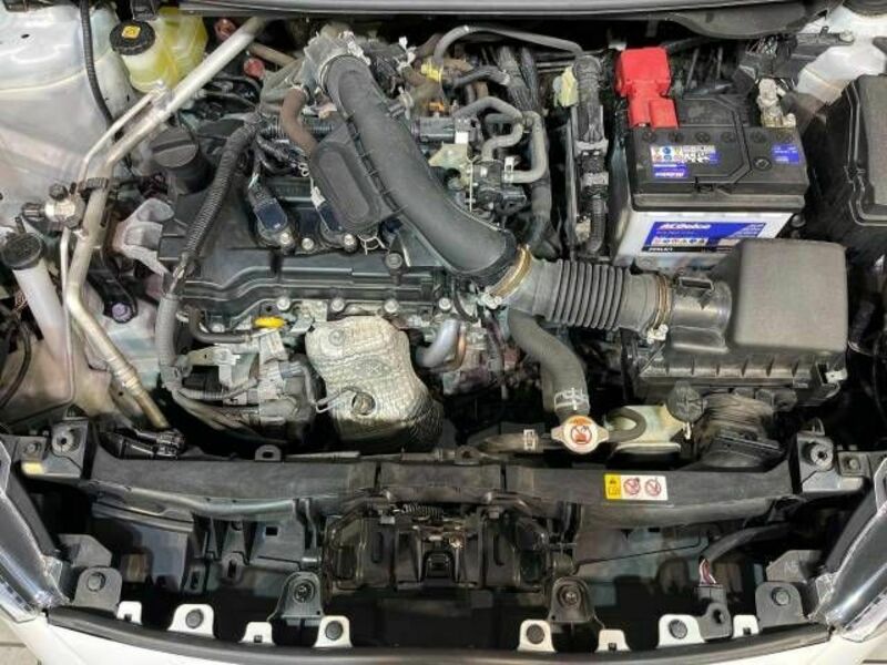YARIS-17