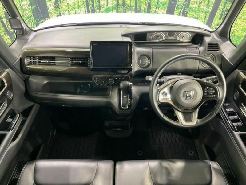N BOX CUSTOM-1