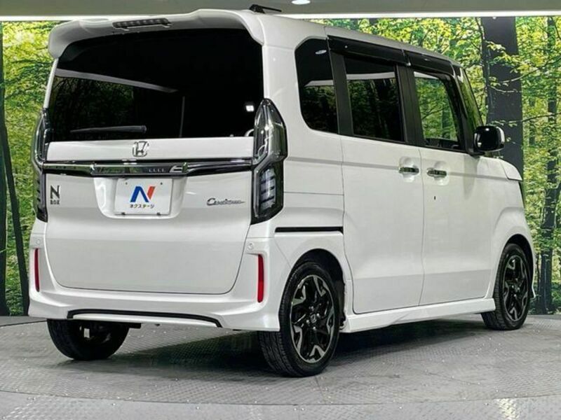 N BOX CUSTOM-16