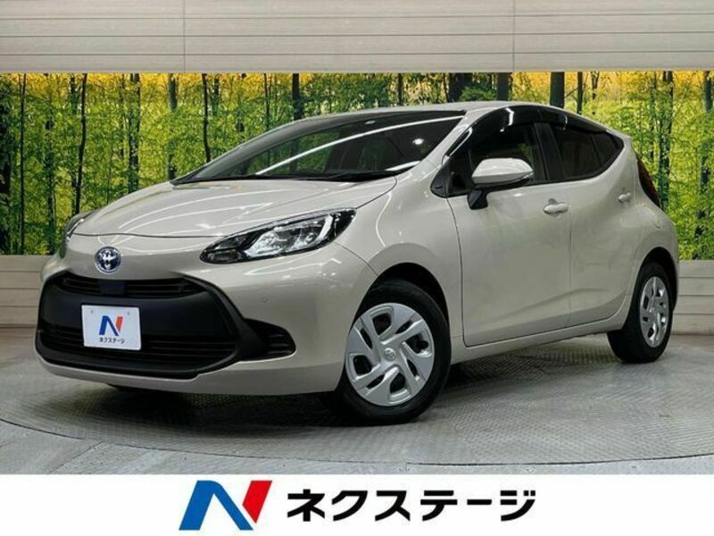TOYOTA　AQUA