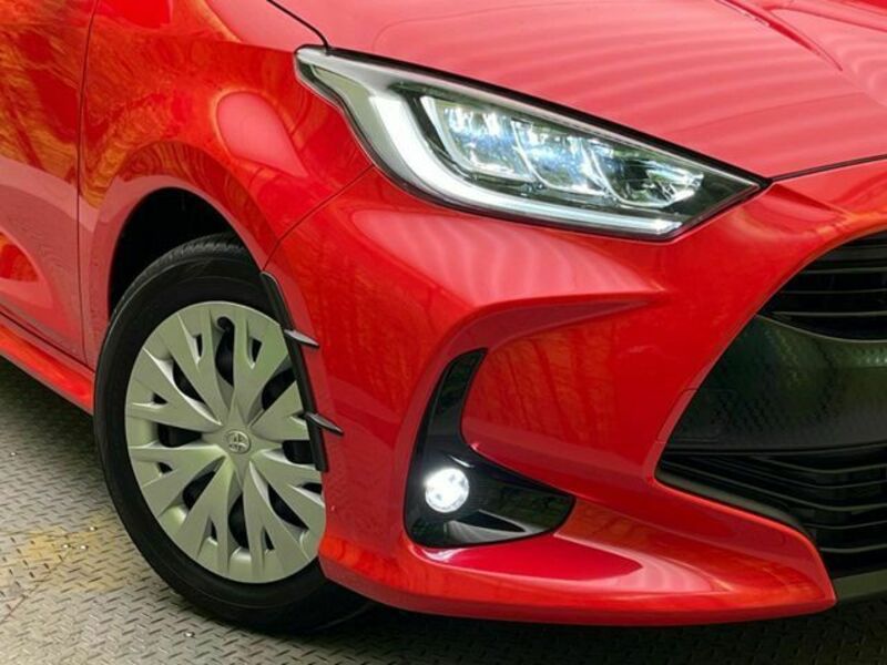YARIS-12