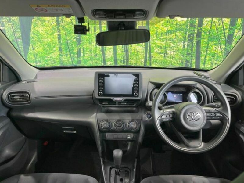 YARIS CROSS