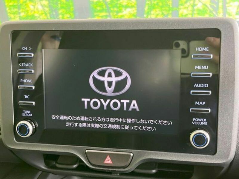 YARIS CROSS