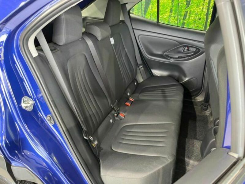 YARIS CROSS