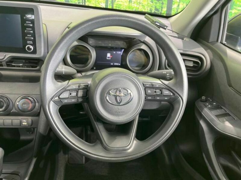 YARIS CROSS