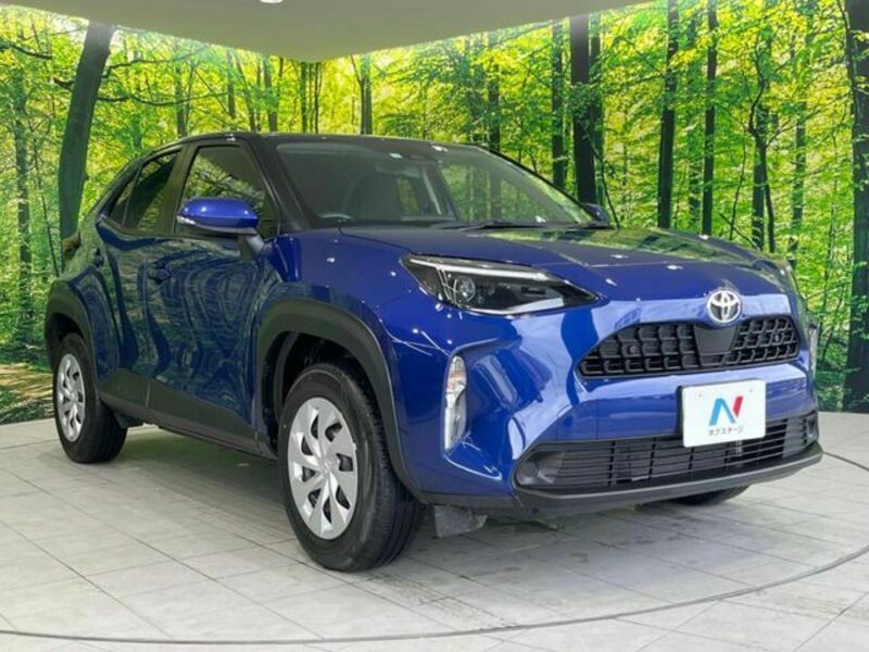 YARIS CROSS
