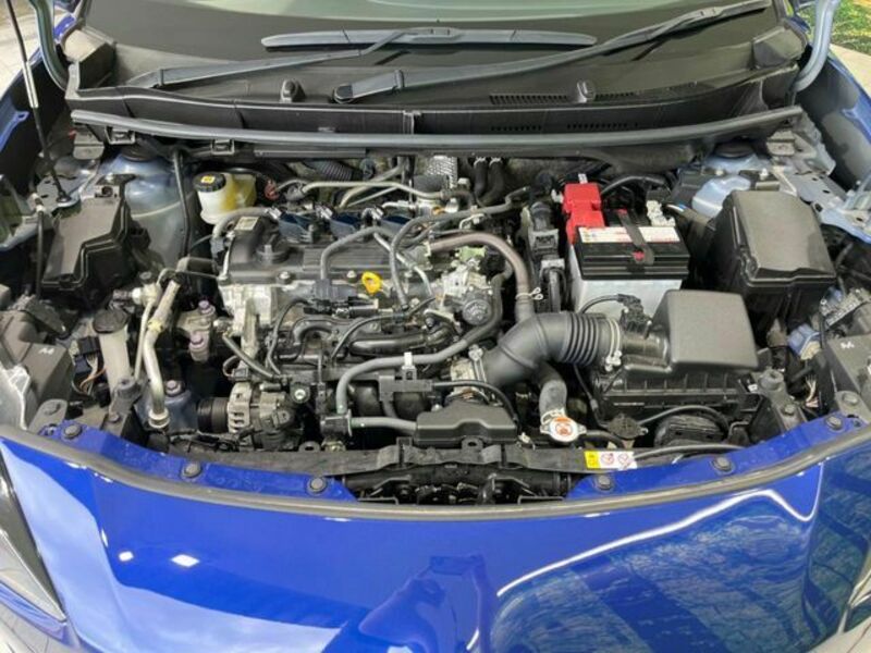 YARIS CROSS