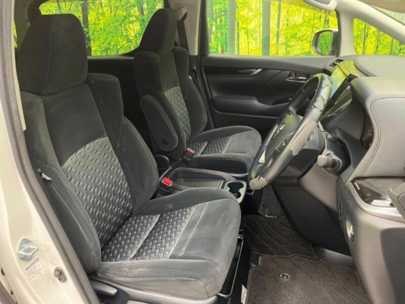 VELLFIRE-8