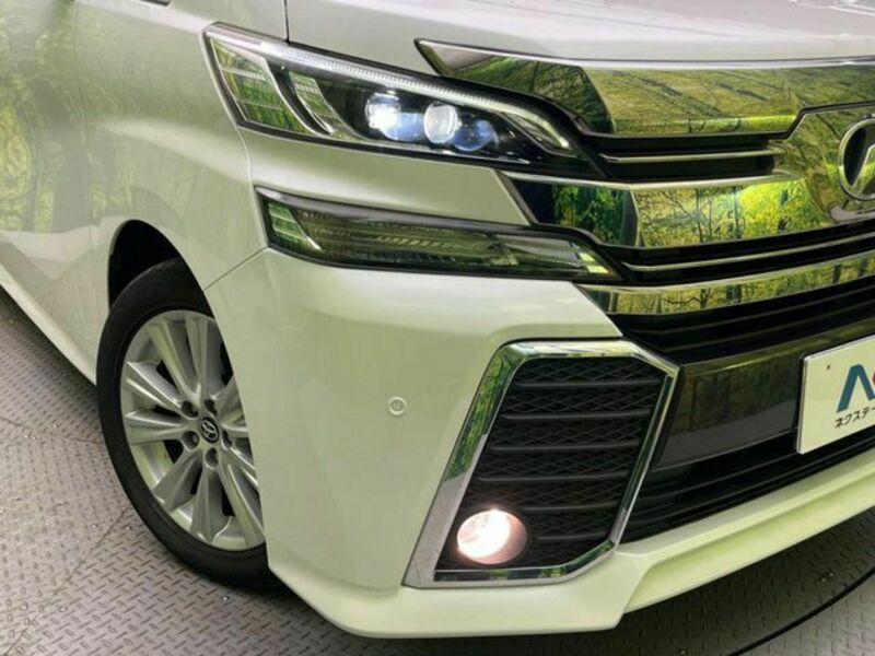 VELLFIRE-13
