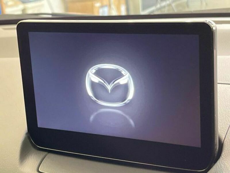 MAZDA2