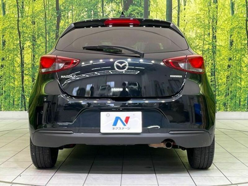 MAZDA2