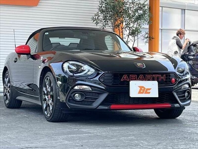 ABARTH 124 SPIDER