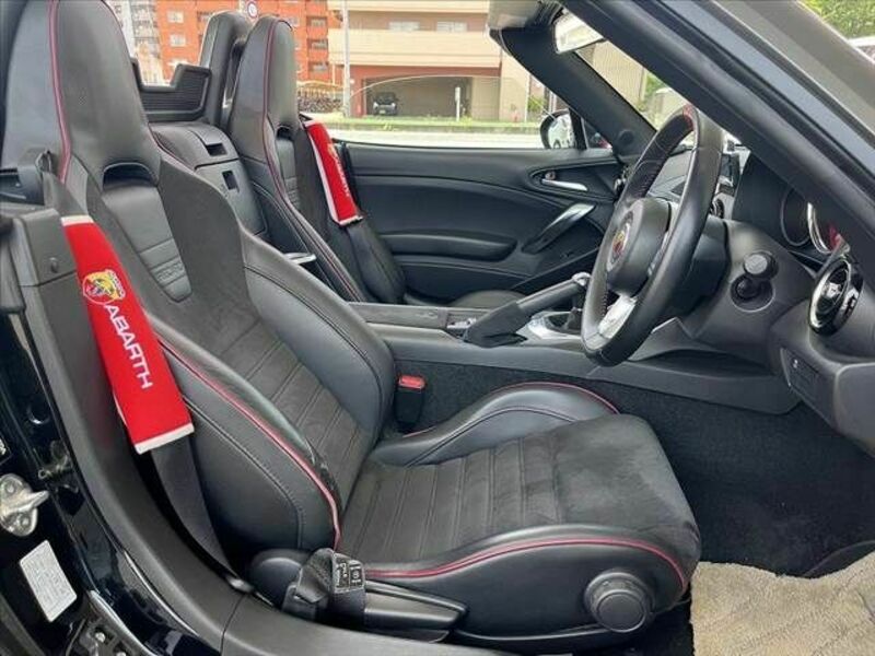 ABARTH 124 SPIDER