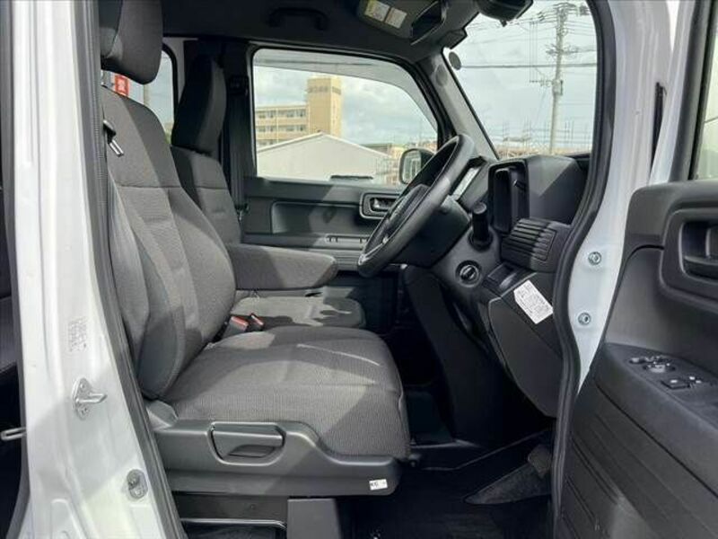 N-VAN