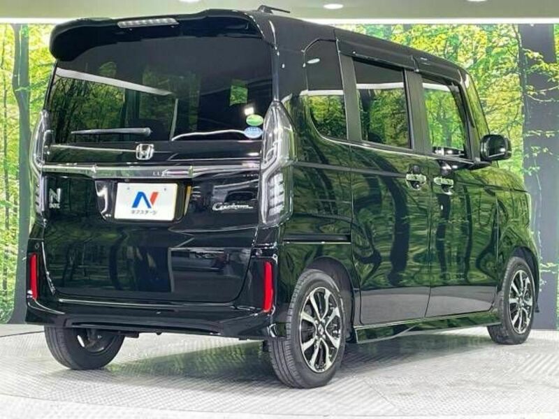 N BOX CUSTOM-16