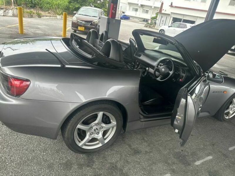 S2000