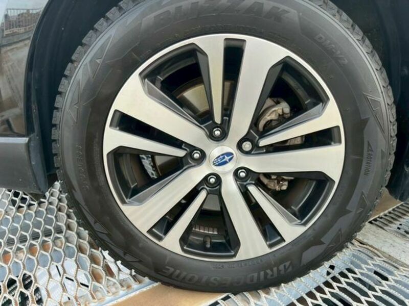 LEGACY OUTBACK