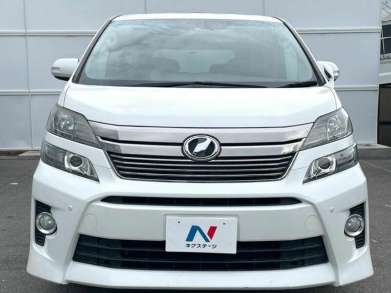 VELLFIRE-11