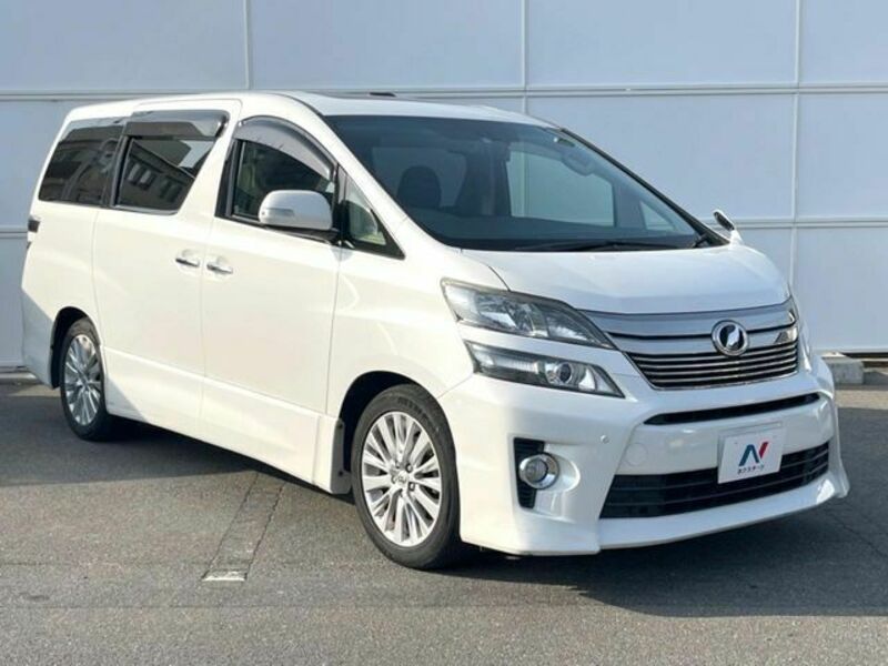 VELLFIRE-13
