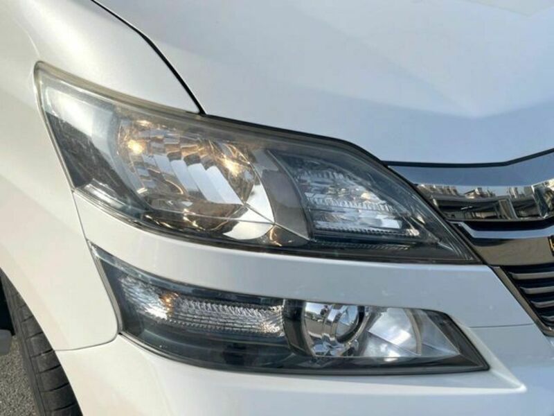 VELLFIRE-15