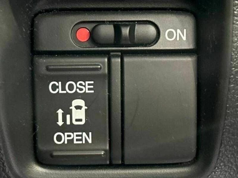 N BOX-4