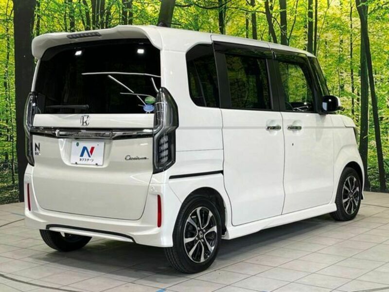 N BOX CUSTOM-16