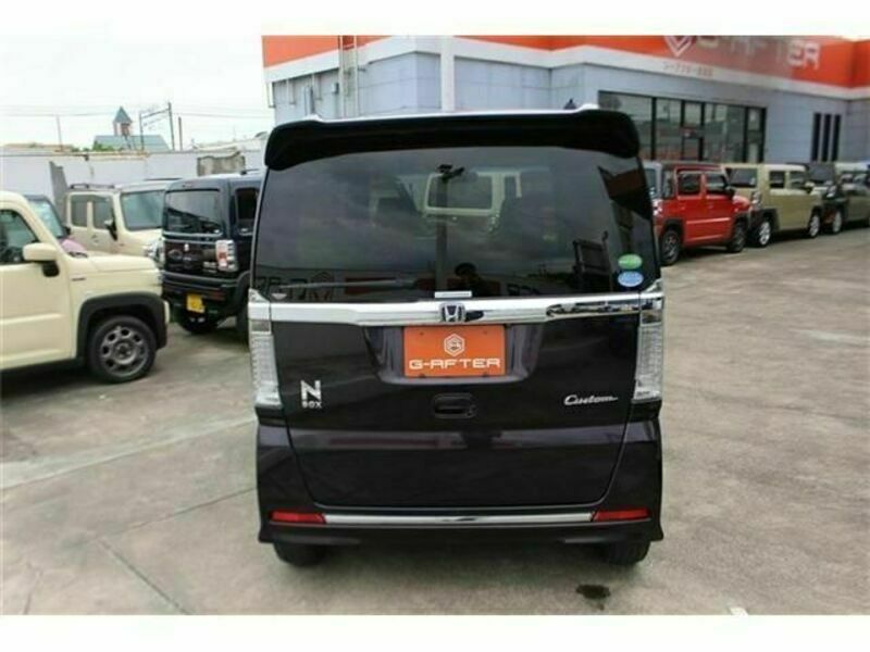 N BOX CUSTOM