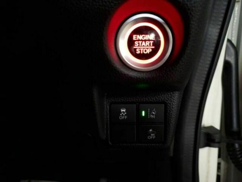 N BOX CUSTOM-15