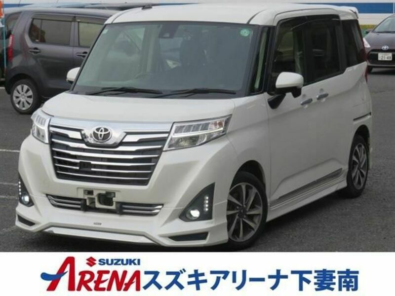 TOYOTA　ROOMY