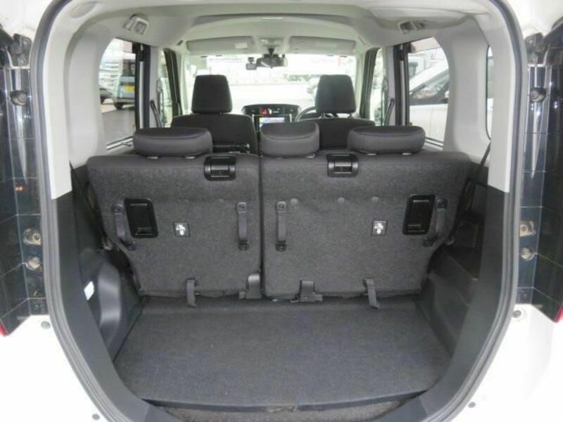 ROOMY-22