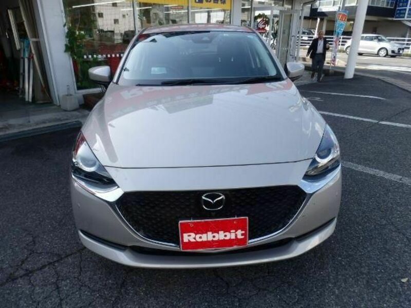 MAZDA2