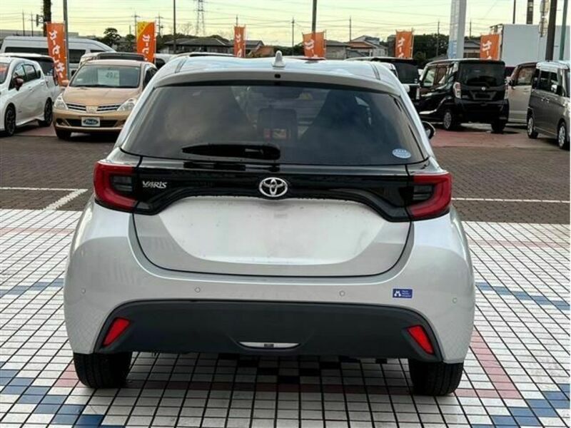 YARIS