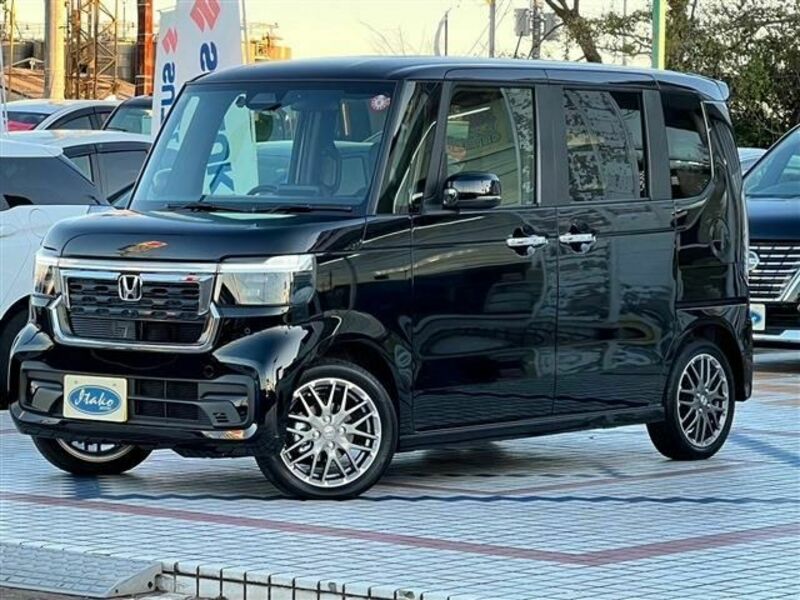 HONDA N BOX CUSTOM