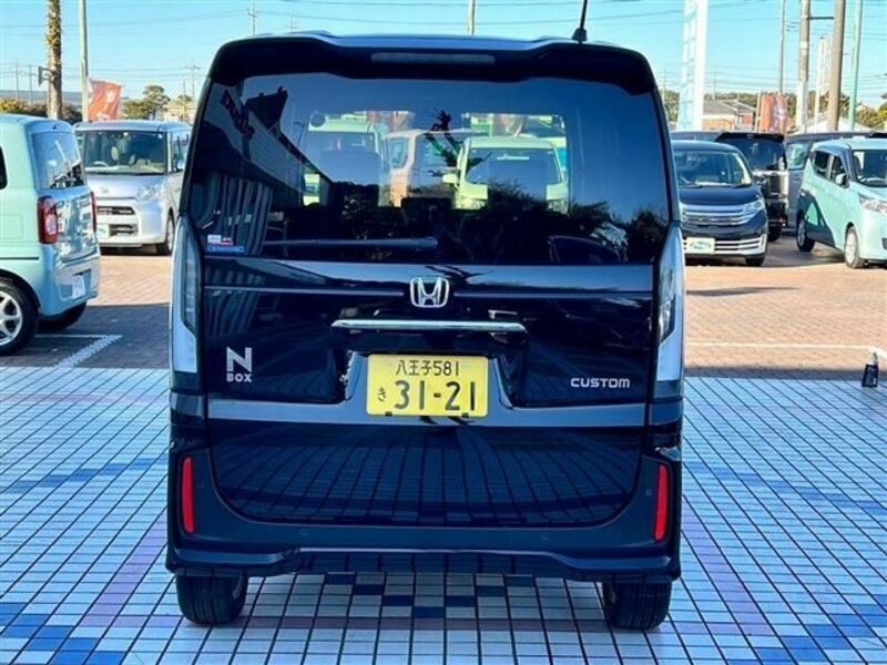 N BOX CUSTOM