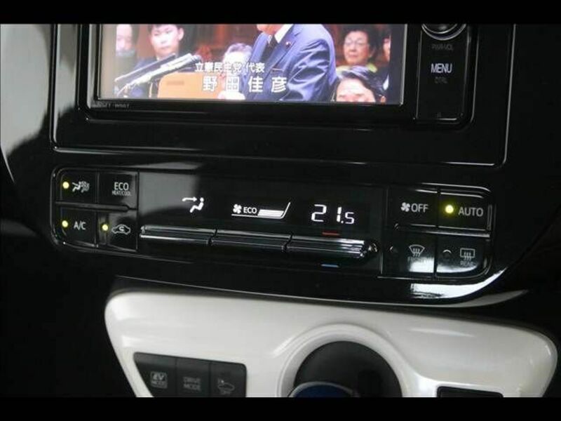 PRIUS-9