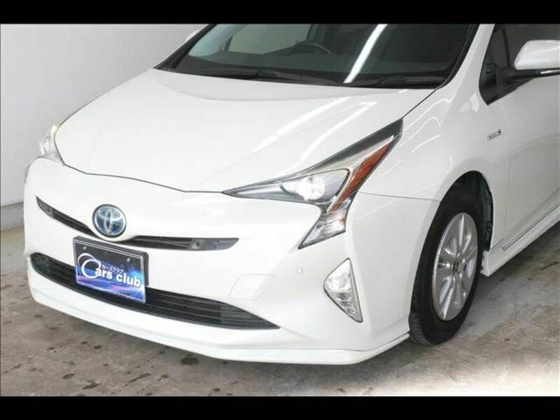 PRIUS-12
