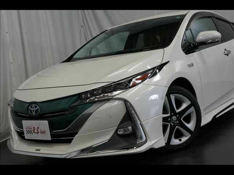 PRIUS PHV