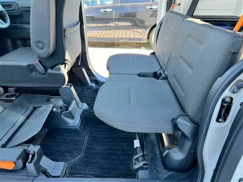 N-VAN