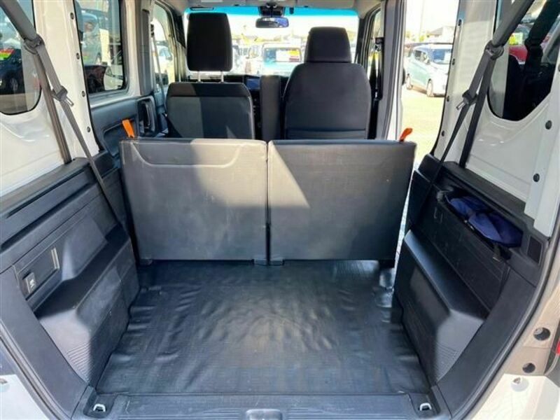 N-VAN