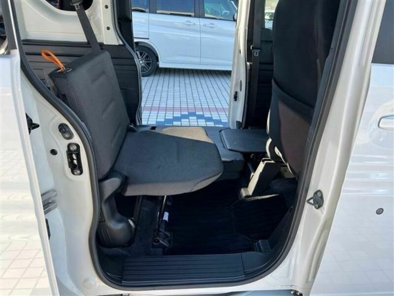 N-VAN