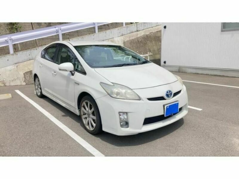 PRIUS-0