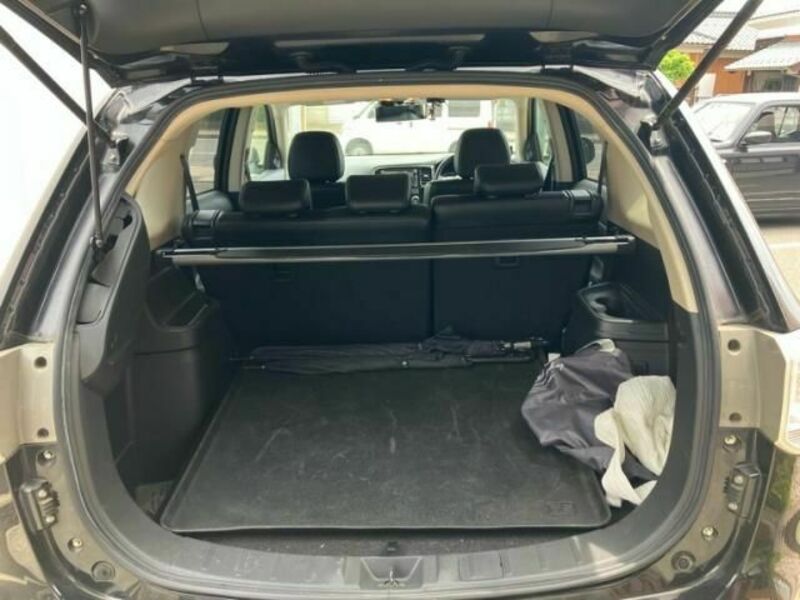 OUTLANDER PHEV