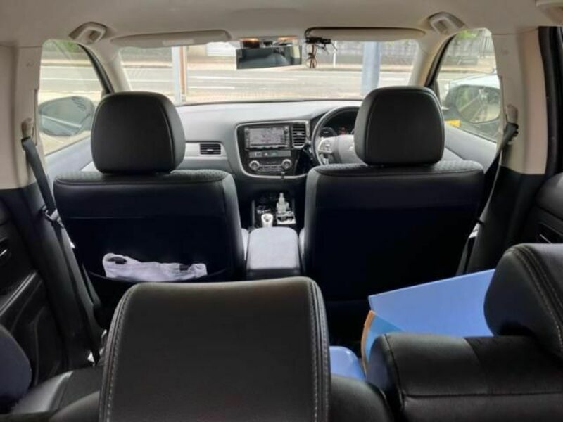 OUTLANDER PHEV